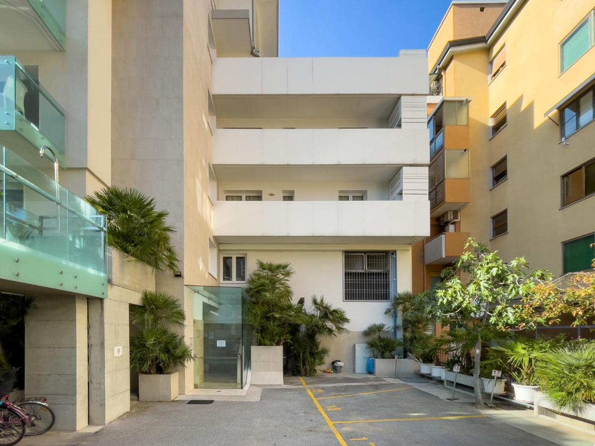 Apartment Fiore-1 By Interhome Lignano Sabbiadoro Dış mekan fotoğraf